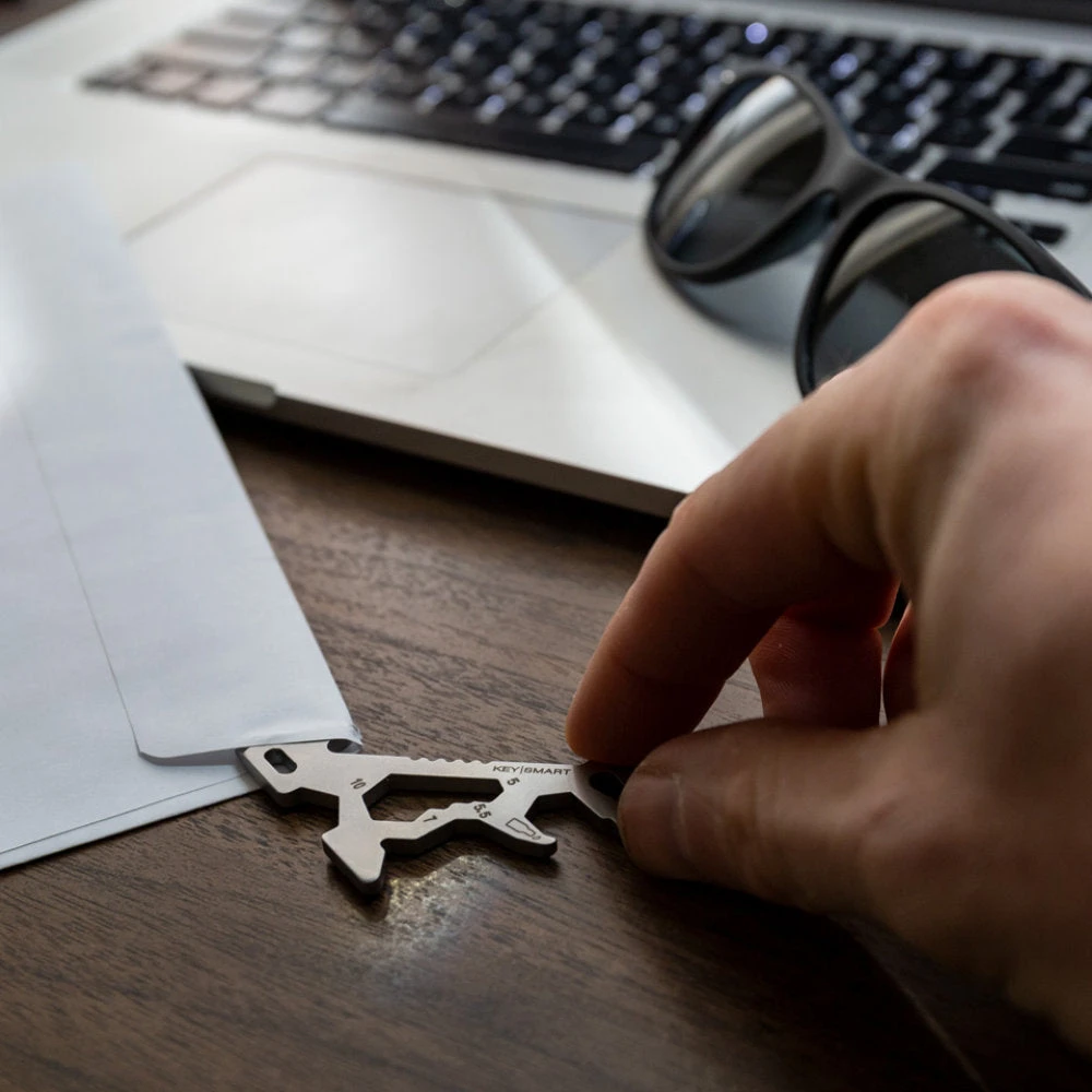 KeySmart AllTul Dino Keychain Multi-tool 8 KeySmart AllTul Dino Keychain Multi-tool - Image 6