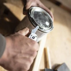 Leatherman FREE K4x Multipurpose Knife -Multifunctional Tool Store LT832660 Leatherman Free K4x Pry Tool in Use