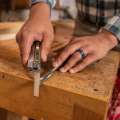 Leatherman Curl Multi-Tool With Black Nylon Sheath -Multifunctional Tool Store LT832930 Leatherman Curl File Woodworking