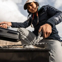 Leatherman Curl Multi-Tool With Black Nylon Sheath -Multifunctional Tool Store LT832930 Leatherman Curl Pliers Grill Grate