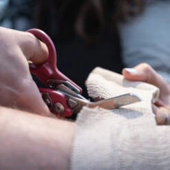 Leatherman Raptor Response Multipurpose Shears -Multifunctional Tool Store Raptor Response Wilderness Cutting Gauze