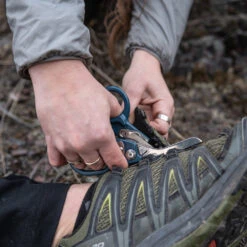 Leatherman Raptor Response Multipurpose Shears -Multifunctional Tool Store Raptor Response Wilderness Cutting Hiking Boot Blue