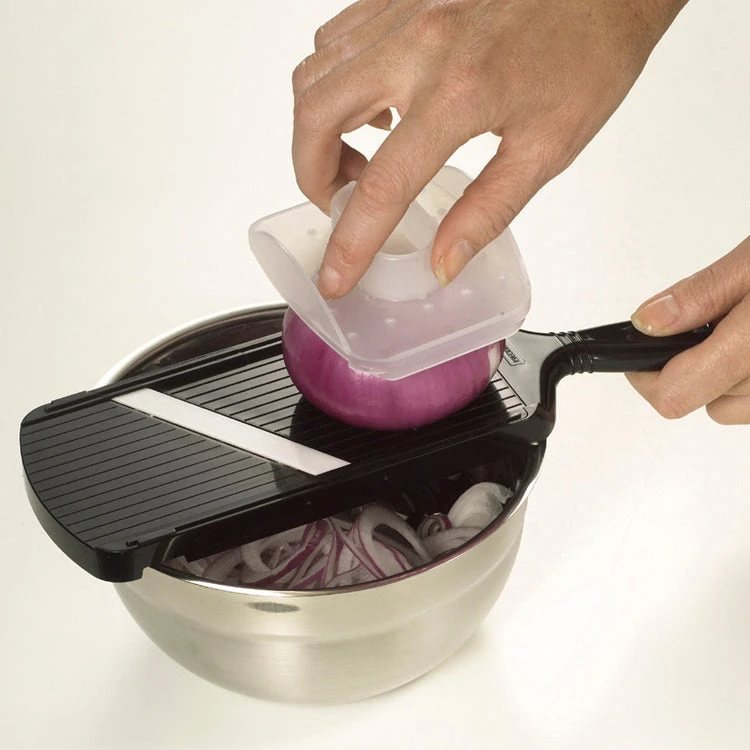 Kyocera Adjustable Mandoline Slicer 5 Kyocera Adjustable Mandoline Slicer - Image 3