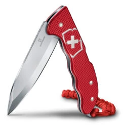 Victorinox Hunter Pro Red Alox Swiss Army Knife With Clip And Lanyard -Multifunctional Tool Store sa941520 beautyshotleaning x1000 5637d933 3b2d 468e 93a3 beaf376200e6